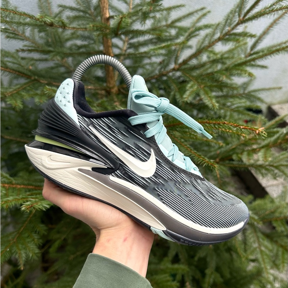 Women's Basketball Shoes Nike Air Zoom G.T. Cut 2 brand new shoes 7,5